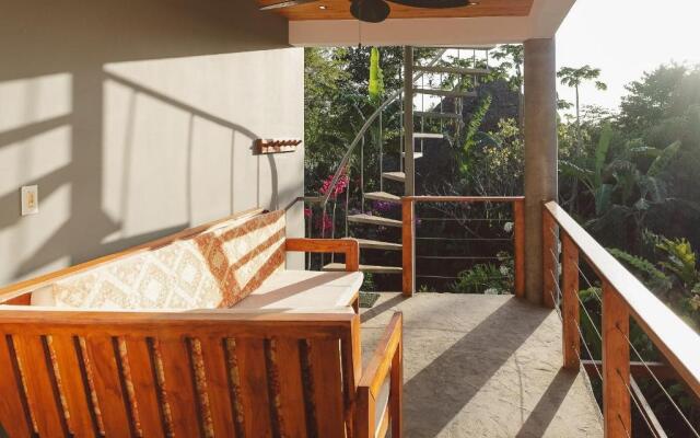 Iluminar Beachfront Suite