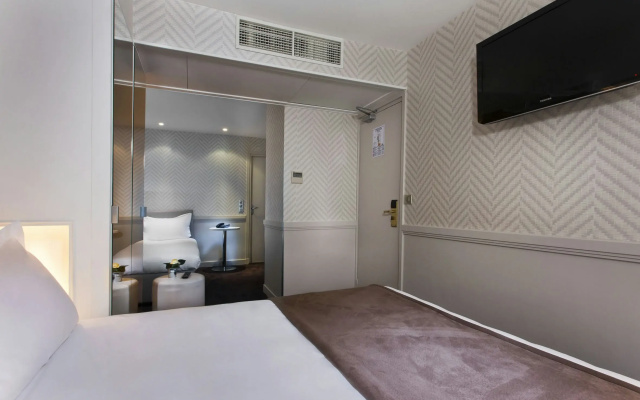 Hotel Longchamp Elysees
