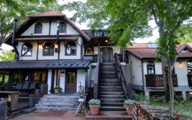 Hotel Hut Walden