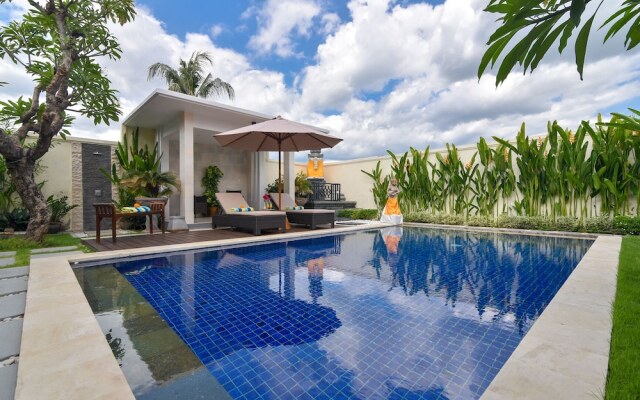 Villa Banyu Riris