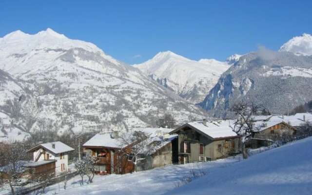 Apartment With 3 Bedrooms in Bourg-saint-maurice, With Wonderful Mount
