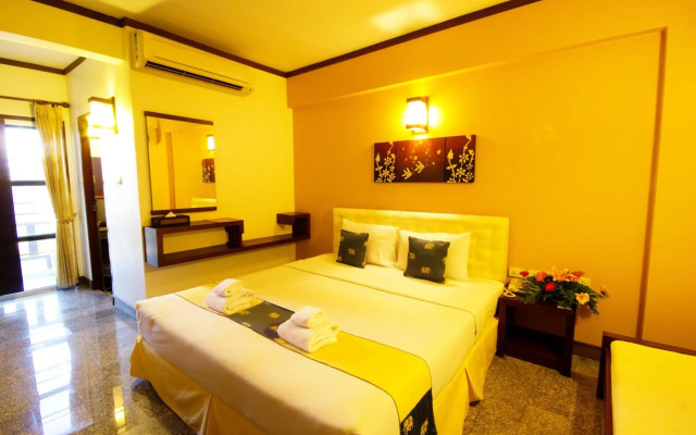 Rainforest Chiangmai Hotel