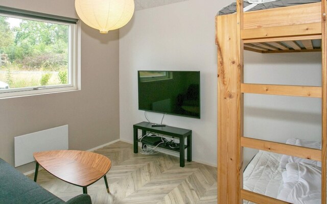 12 Person Holiday Home in Millinge