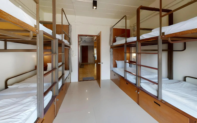 Pop-In Hostel Aonang