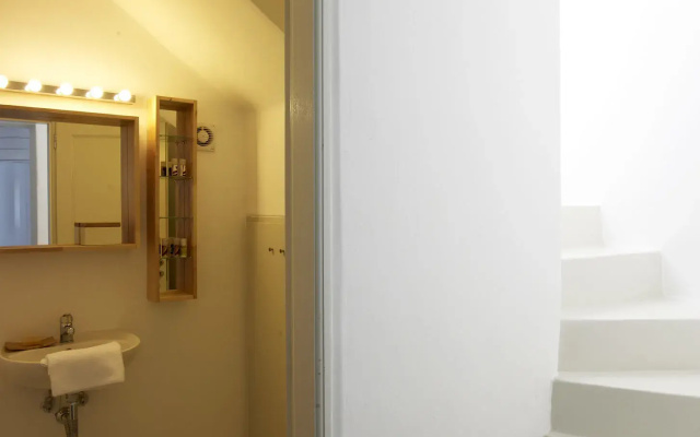 Kea Village Suites & Villas