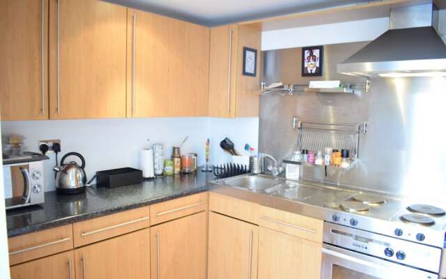 Stylish 2 Bedroom Apartment in Shoreditch