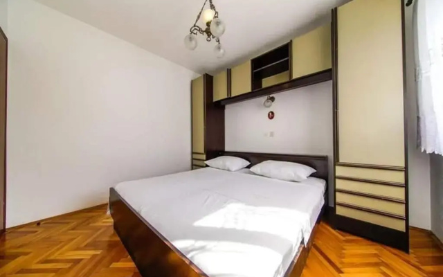 Apartment Barb - 30 m from the sea
