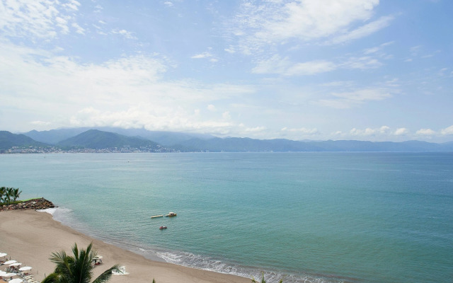Marriott Puerto Vallarta Resort & Spa