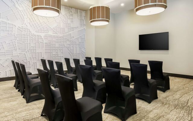 Embassy Suites by Hilton Syracuse Destiny USA