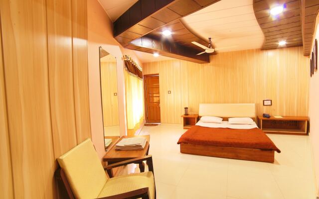 Hotel Mamta Palace, 500 meters from nakki lake