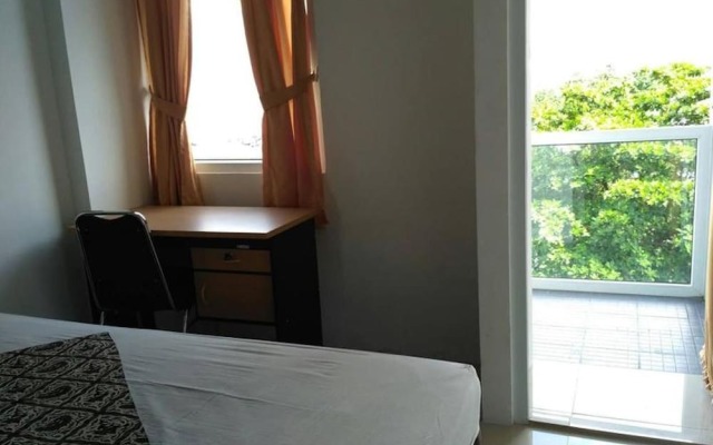 1br Apartment With Pool