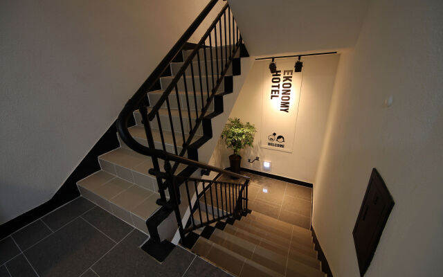 Ekonomy Hotel Incheon