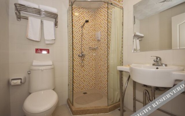 Homeinn Hotel (Wenzhou Wuma Street Zhongshan Park)