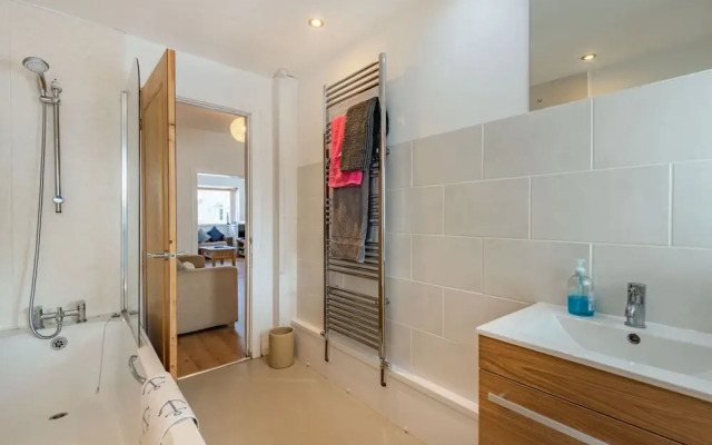 2 Tregof Terrace