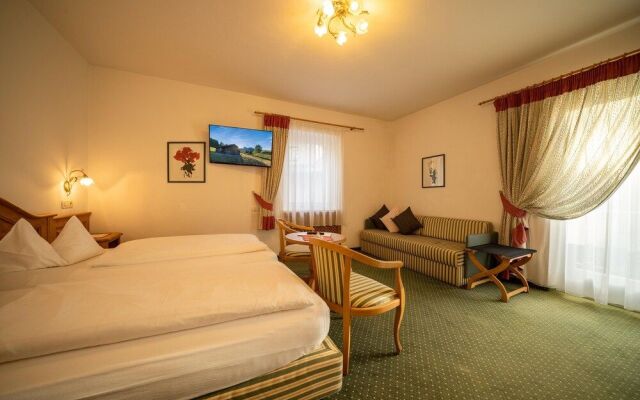 Hotel Waldrast Dolomiti