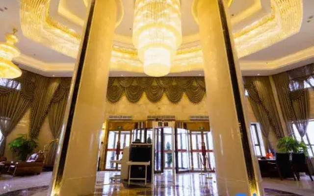 Vienna Zhihao Hotel (Hotan Railway Station)