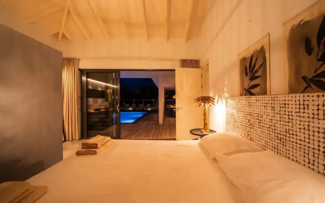 Luxurious Villa Coconut With Private Pool