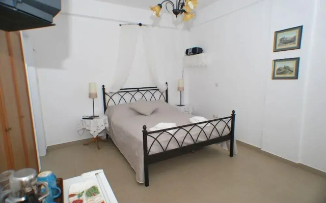 Pension Moschoula