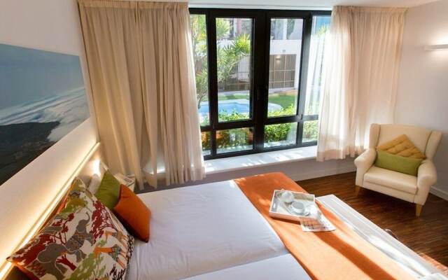 Escuela Santa Cruz Hotel