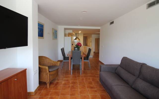Modern Apartment in Roses with Sea View