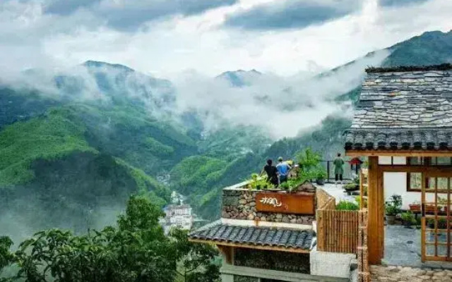 Xiangjian Chashe Hostel