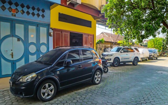 OYO 92235 Guesthouse Rantang