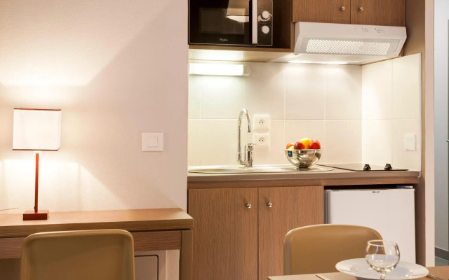 Nehô Suites Porte de Genève - Gare Annemasse