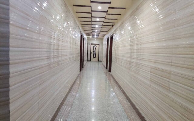 Hotel Holy Basil