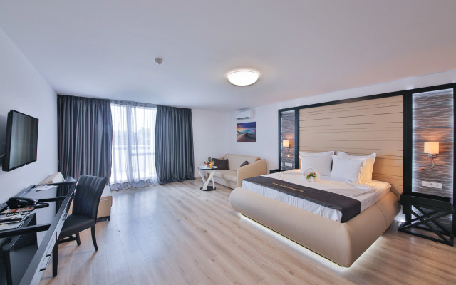 Prestige Deluxe Hotel Aquapark Club