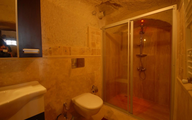 Arif Cave Hotel