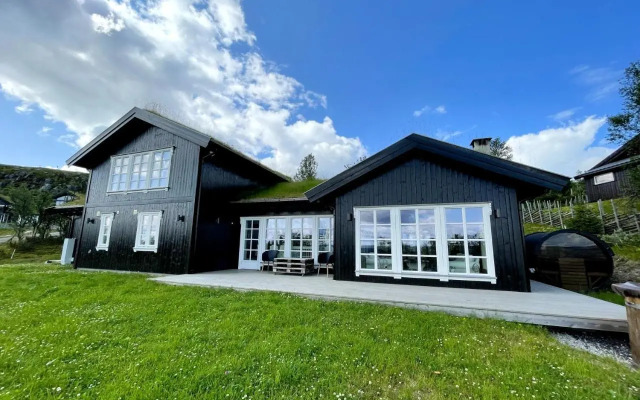 Torshaug 4 bedroom cabin