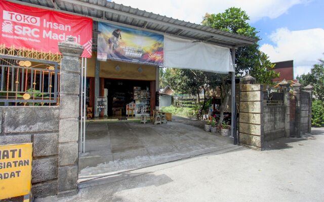 OYO Life 92829 Kos Insan Madani