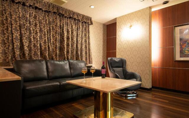 HOTEL U's Kouroen – Adults Only