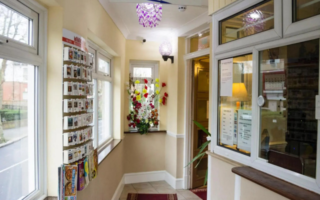 Cricklewood Lodge Hotel