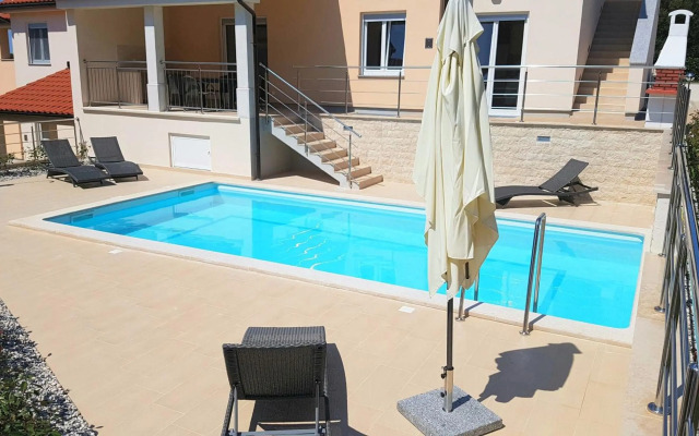 Villa Marisol 4-SternePrivate POOL