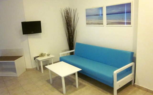 Lantiana Gardens ApartHotel