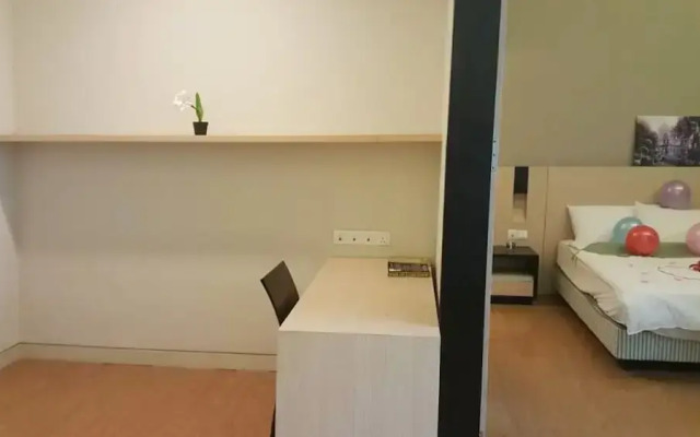 Pearl Suites Swiss Garden Residences