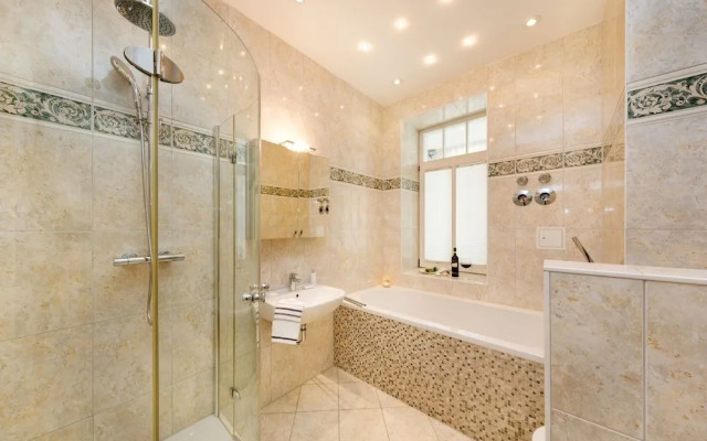 Villa Frigga (30RB8)