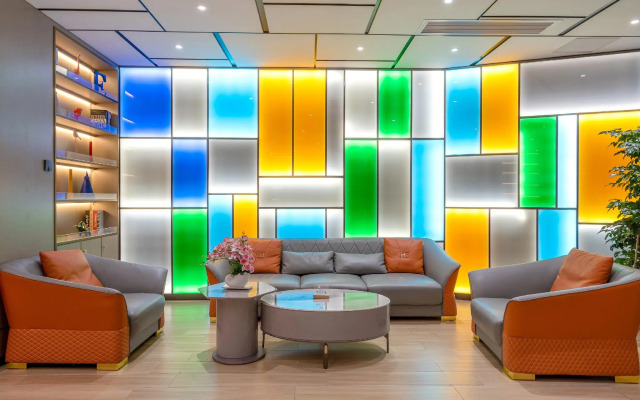 Calvin Hotel