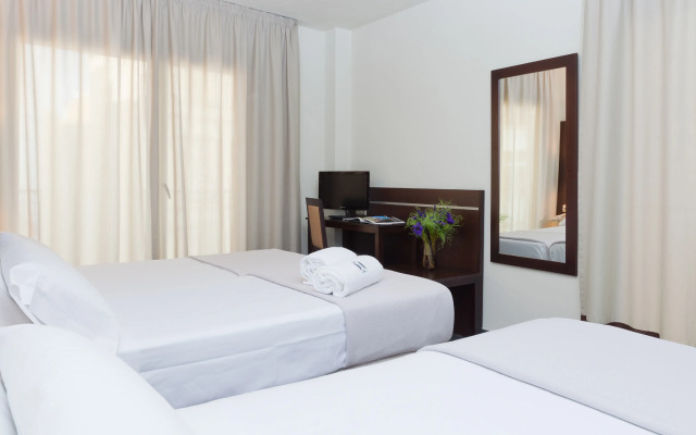 Hotel Los Girasoles I