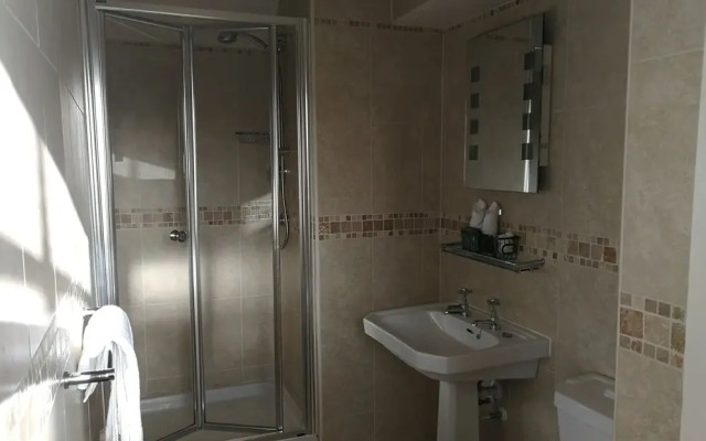 Feathers Hotel, Bar and Restaurant