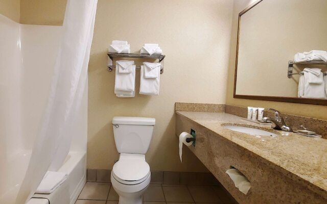 Wingate by Wyndham Youngstown/Austintown