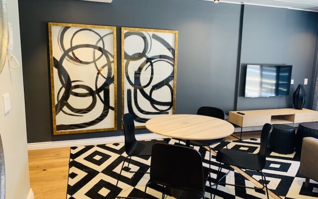 Urban Elephant At The Docklands