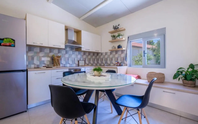 Rikia Seaside House