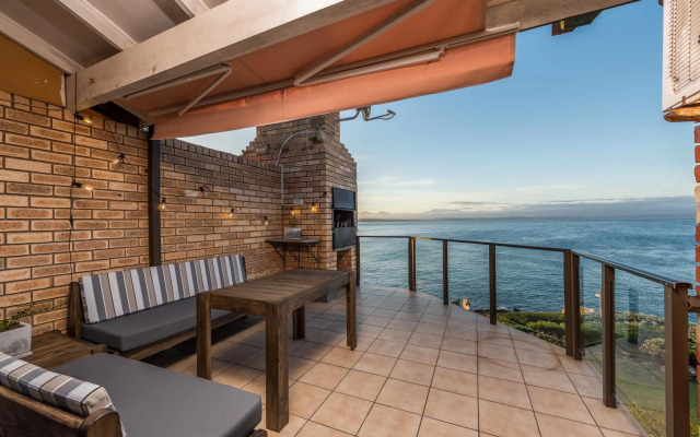 Beacon Wharf , George Hay 6 Seafront Accommodation