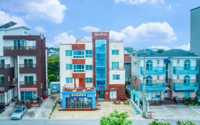 Gangneung GoldPine Pension