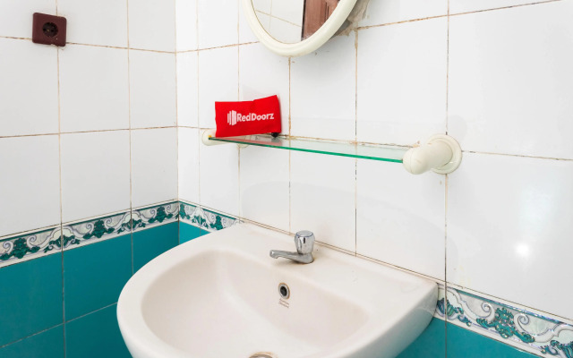 RedDoorz @ Hotel Damanaka Pangalengan