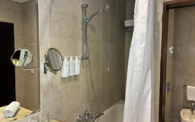 Отель Verdi Santarem