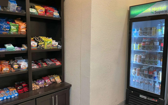 La Quinta Inn & Suites by Wyndham Waxahachie