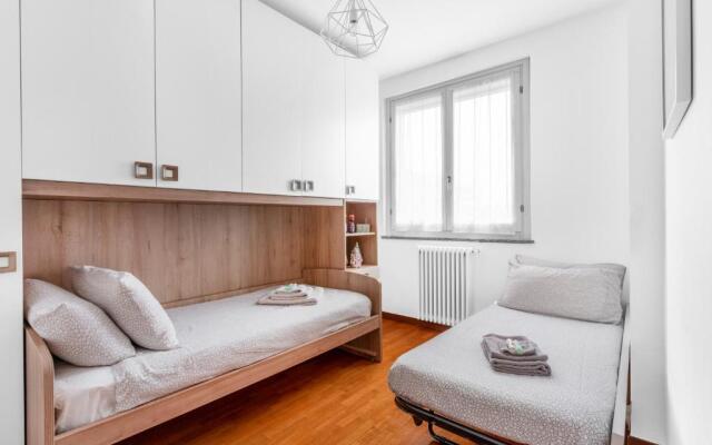 [MILANO-MEDA] Relax and Deluxe